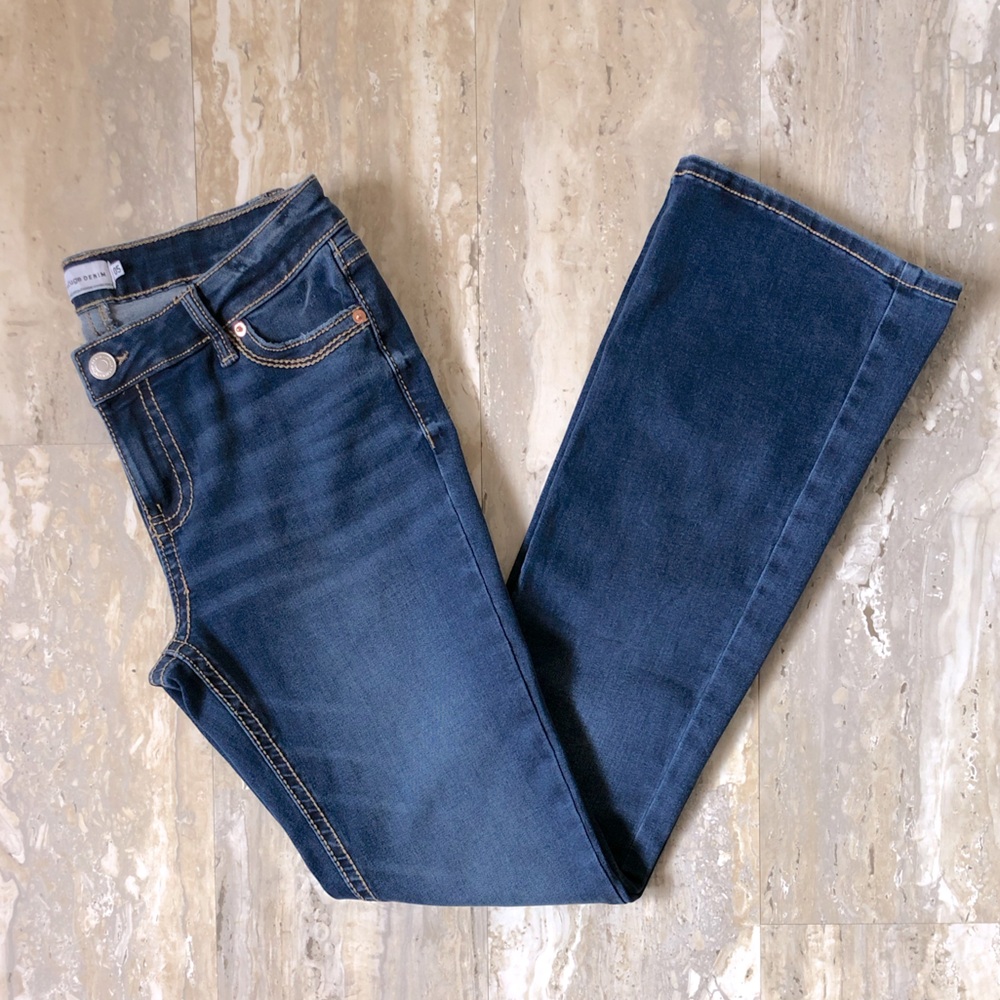Refuge Denim Jeans Boot Cut Flared Bottom.